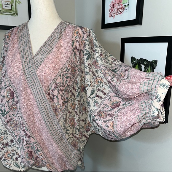 ๐ LoveStitch Surplice Boho Blouse - Picture 8 of 14